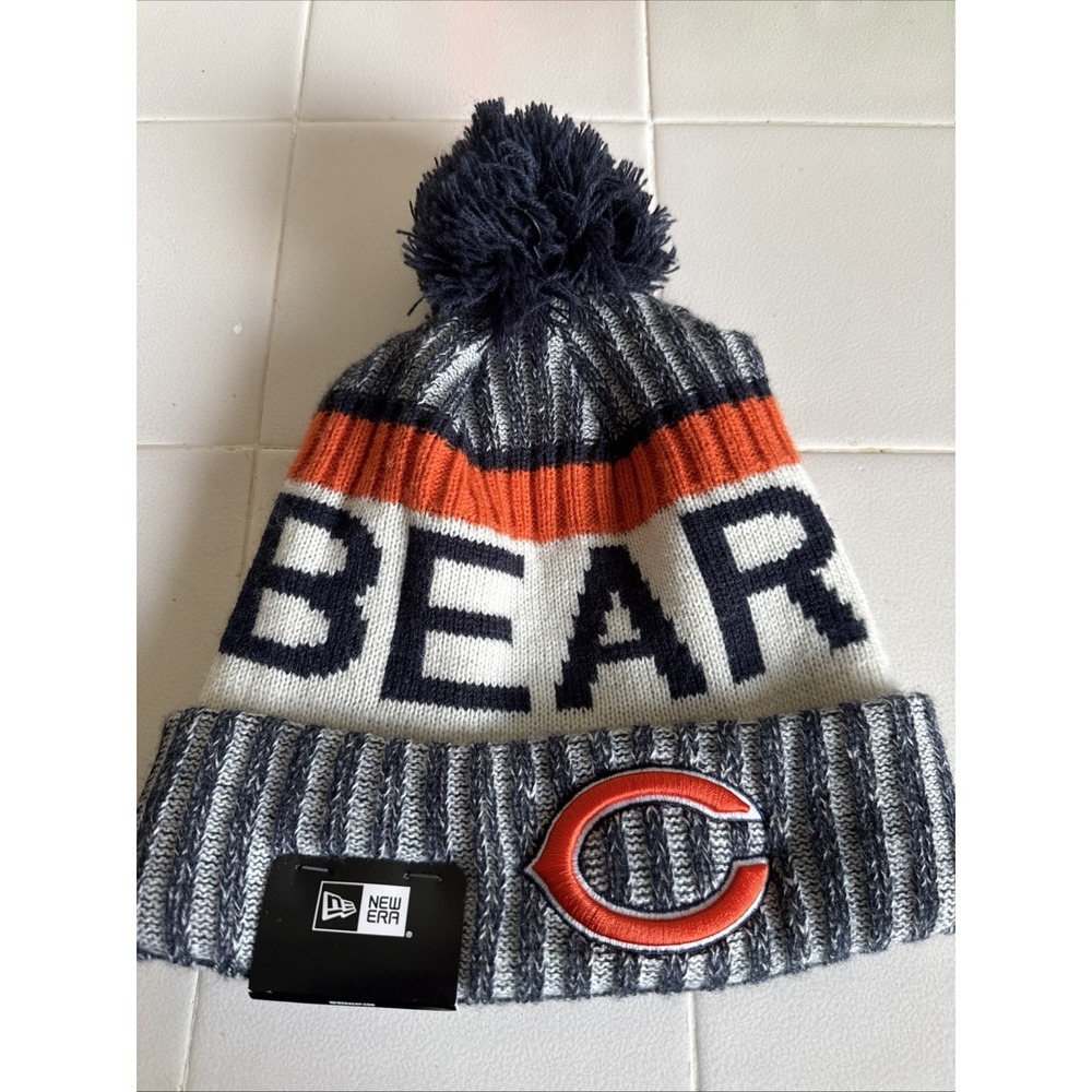 NEW 100% Authentic New Era NFL Chicago Bears Sideline Sport Knit Beanie With Pom